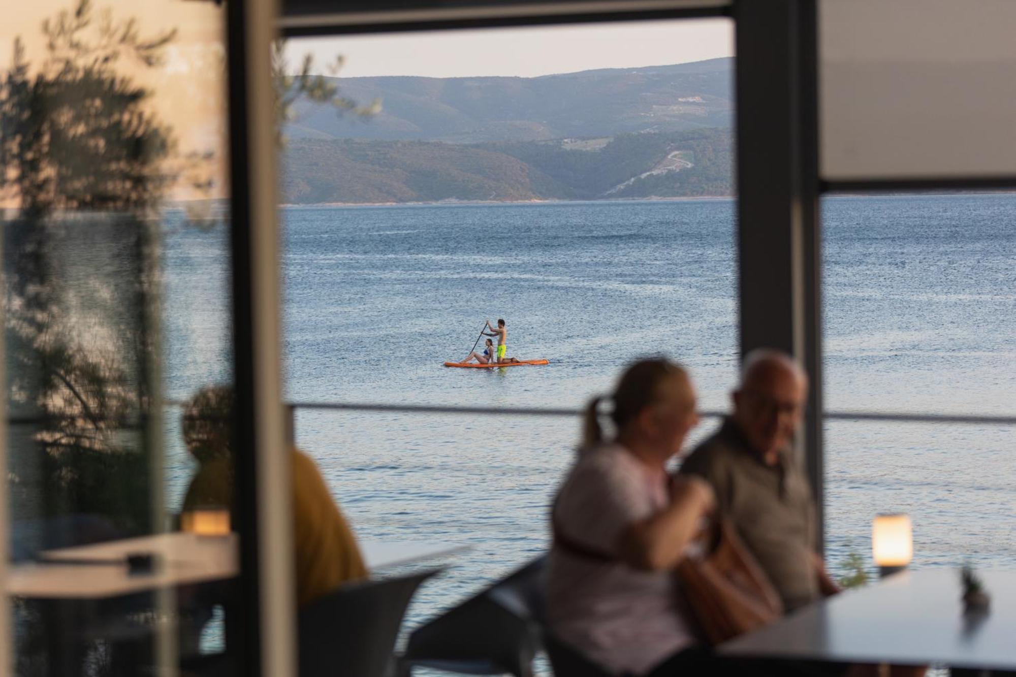 Hotel Saint Hildegard Omiš Exteriör bild